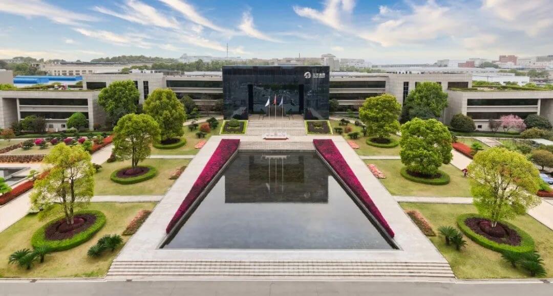 What is the market share of Aishi aluminum electrolytic capacitors in the capacitor field?