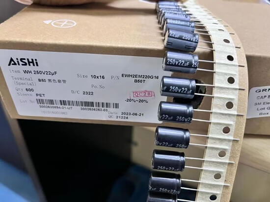 What are the advantages and disadvantages of Aishi capacitors?