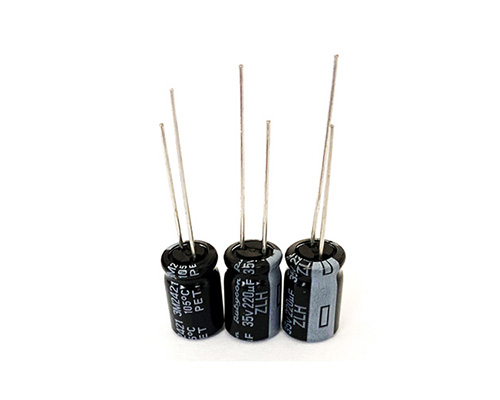 Japanese ruby ​​capacitor 35v220uf
